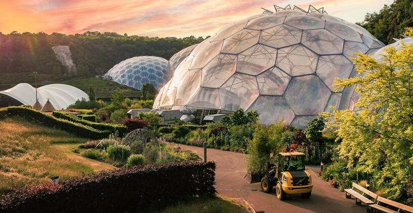 Volvo CE Electric wheel loader at the Eden project biom