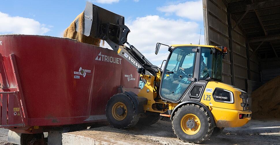 The L25 Electric compact loader has the same capacities and tip height as its diesel counterpart.