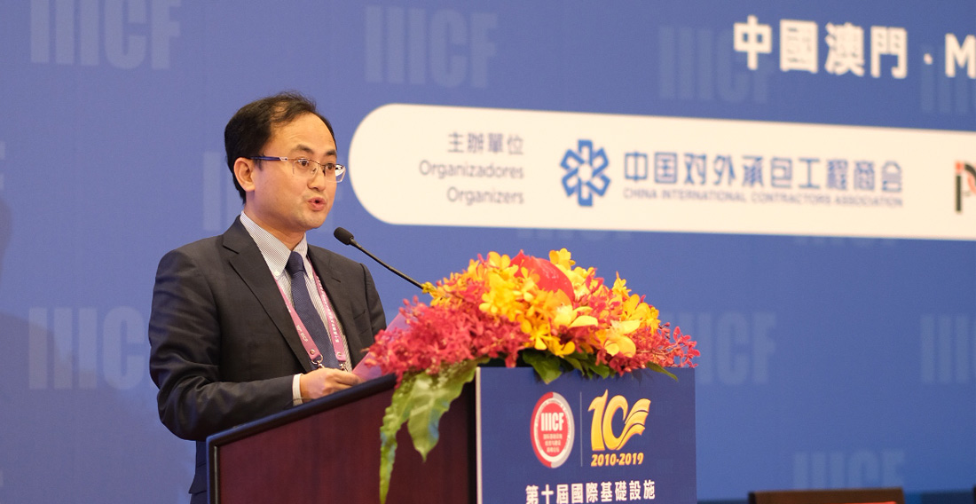 沃尔沃修建装备中国大区代办署理总裁黄政