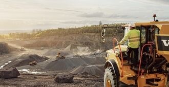 volvo-benefits-articulated-hauler-operators-choice-2324x1200