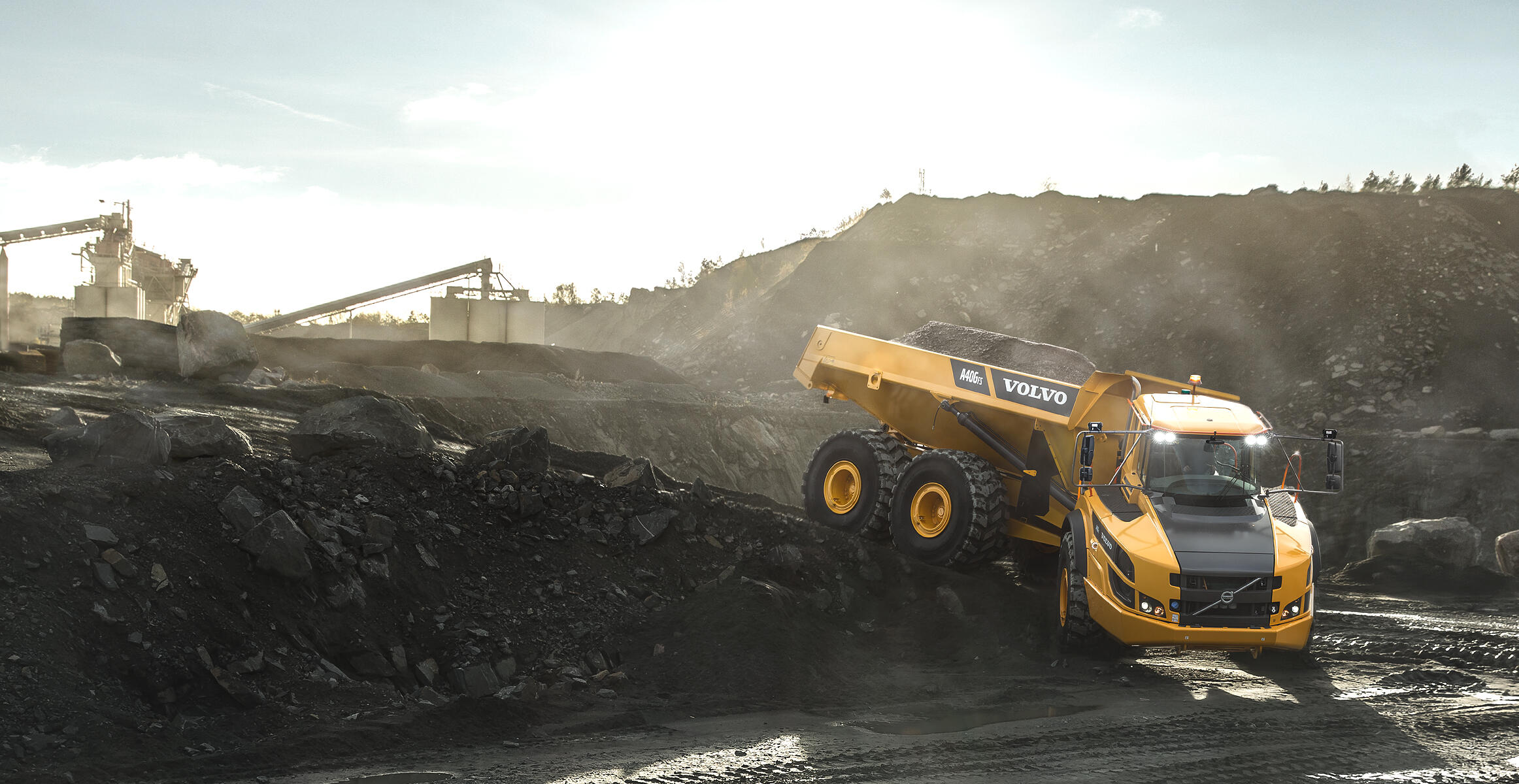 volvo-features-articulated-hauler-a45gfs-sv-total-control-control-in-comfort-2324x1200