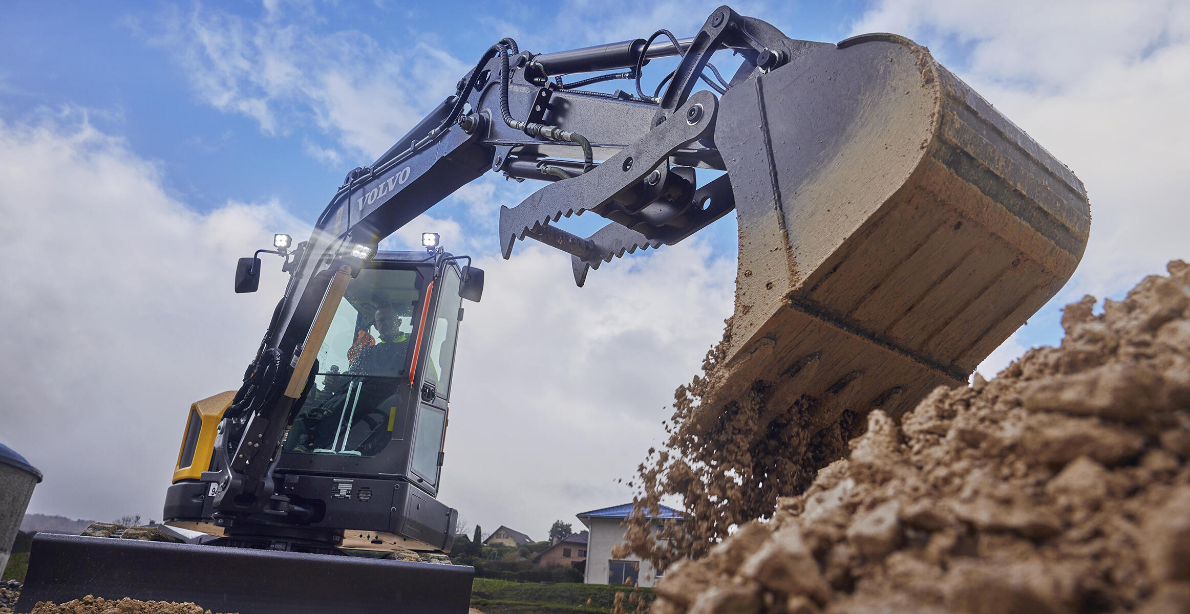 volvo mini excavator ec37