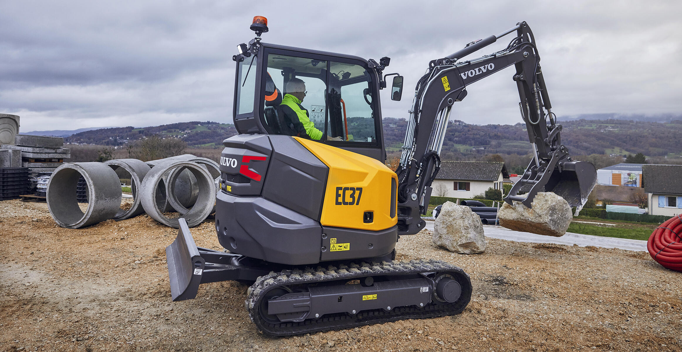 volvo mini excavator ec37