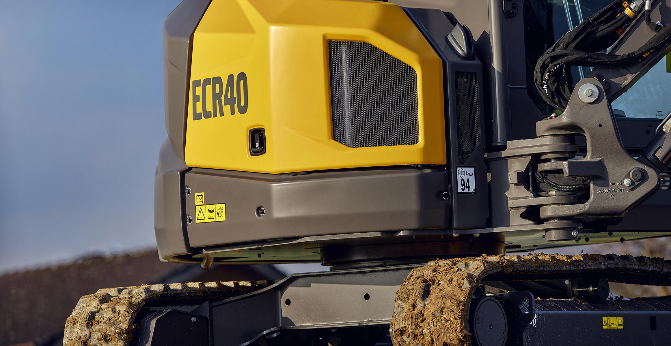 volvo mini excavator ecr40