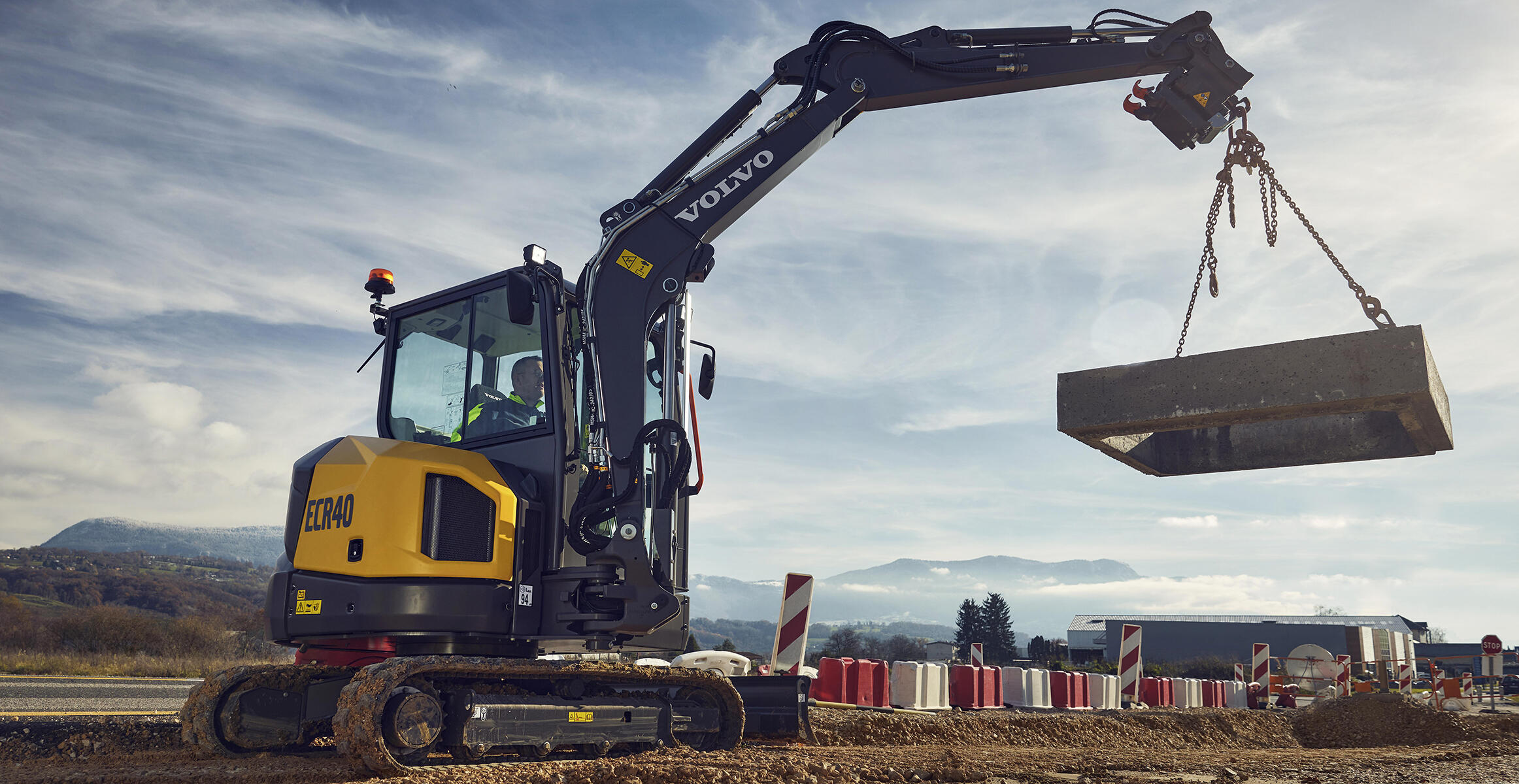 volvo mini excavator ecr40