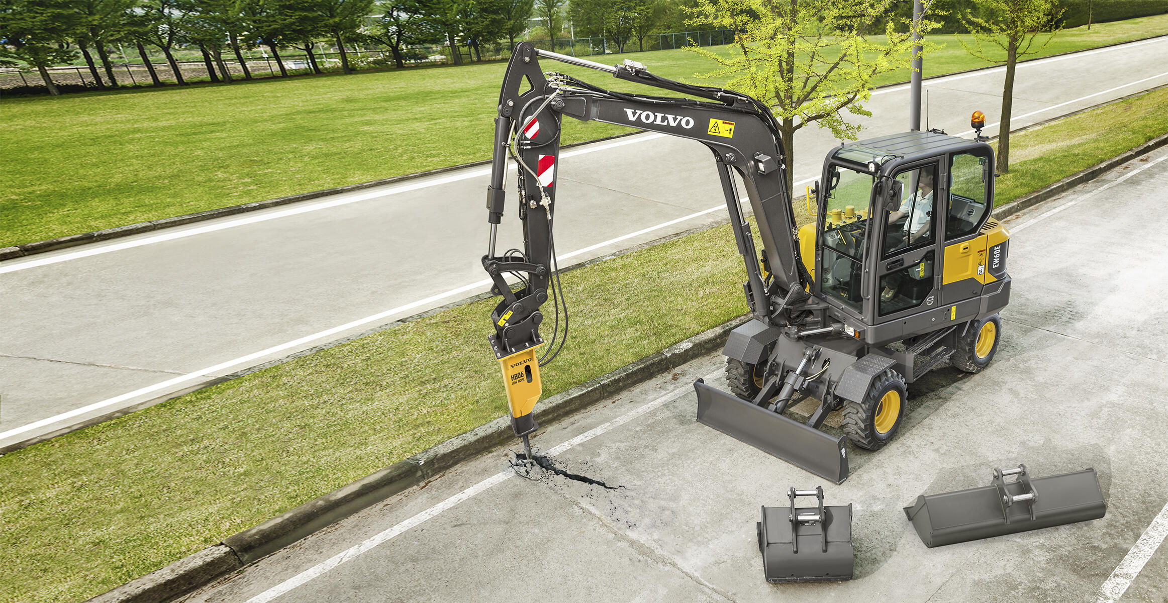 volvo-benefits-compact-excavator-ew60e-t4f-attachment-versatility-2324x1200