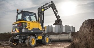 volvo-benefits-compact-excavator-ew60e-t4f-boosted-performance-2324x1200