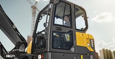 volvo-benefits-compact-excavator-ew60e-t4f-larger-cab-2324x1200
