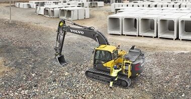 volvo-benefits-crawler-excavator-ec160e-t4f-improved-service-access-2324x1200