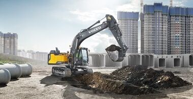 volvo-show-crawler-excavator-ec180e-t4f-2324x1200