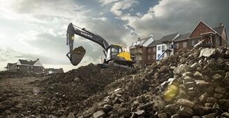 volvo-benefits-crawler-excavator-ec200e-t4f-built-to-last-2324x1200