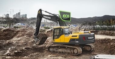 volvo-benefits-crawler-excavator-ec220d-t3-eco-mode-2324x1200