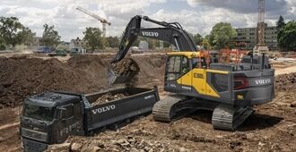 volvo-benefit-crawler-excavator-ec300-e-d8m-more-fuel-efficiency-2324x1200