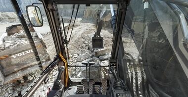 volvo-benefits-crawler-excavator-ec350d-t3-cab-2324x1200