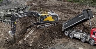volvo-benefits-crawler-excavator-ec350e-t4f-attachments-2324x1200