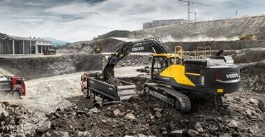 volvo-show-crawler-excavator-ec350e-t4f-2324x1200