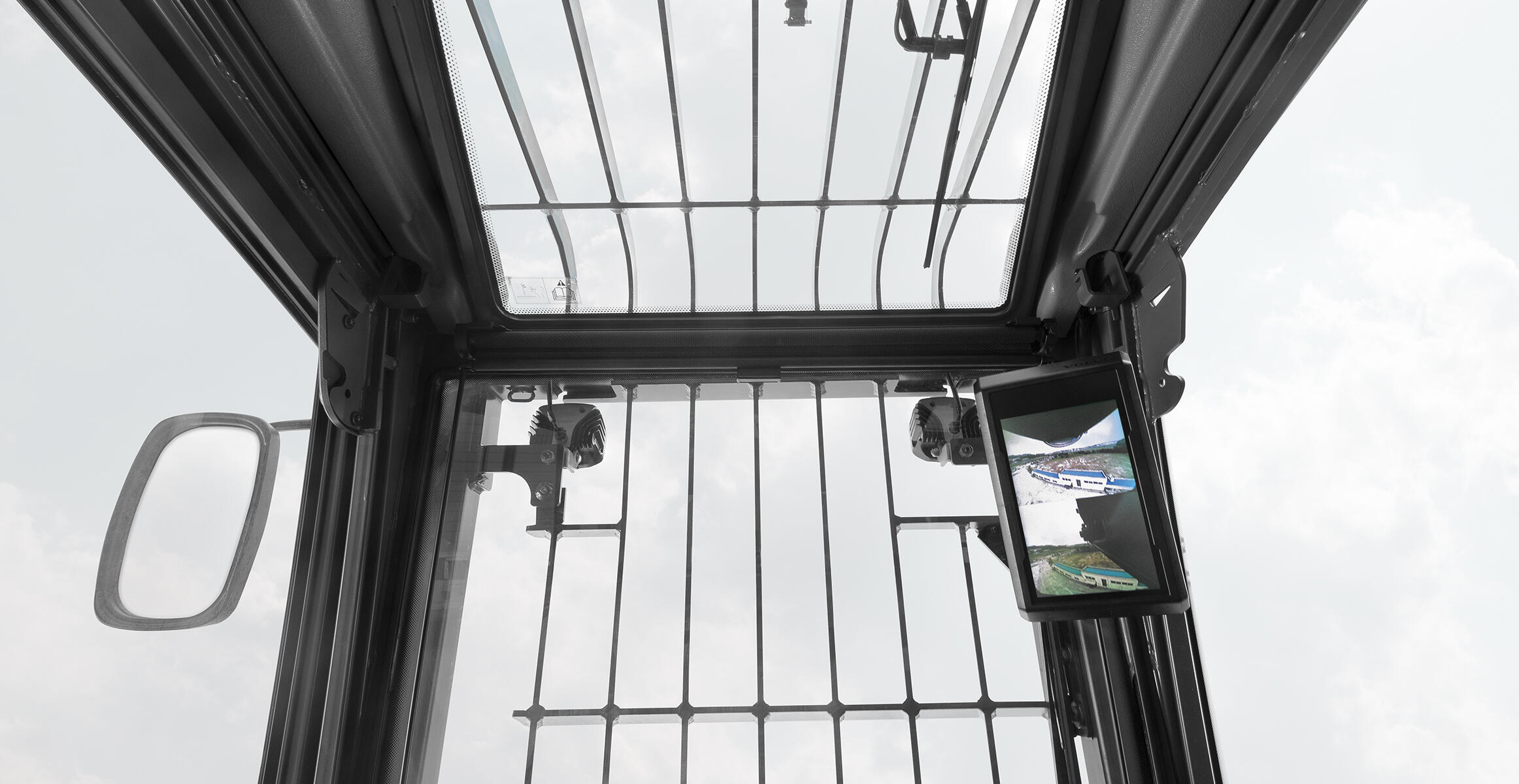 volvo-benefits-crawler-excavator-ec380ehr-t4f-high-visibility-cab-2324x1200