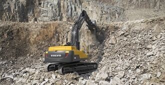 volvo-benefits-crawler-excavator-ec480d-t3-robust-undercarriage-2324x1200