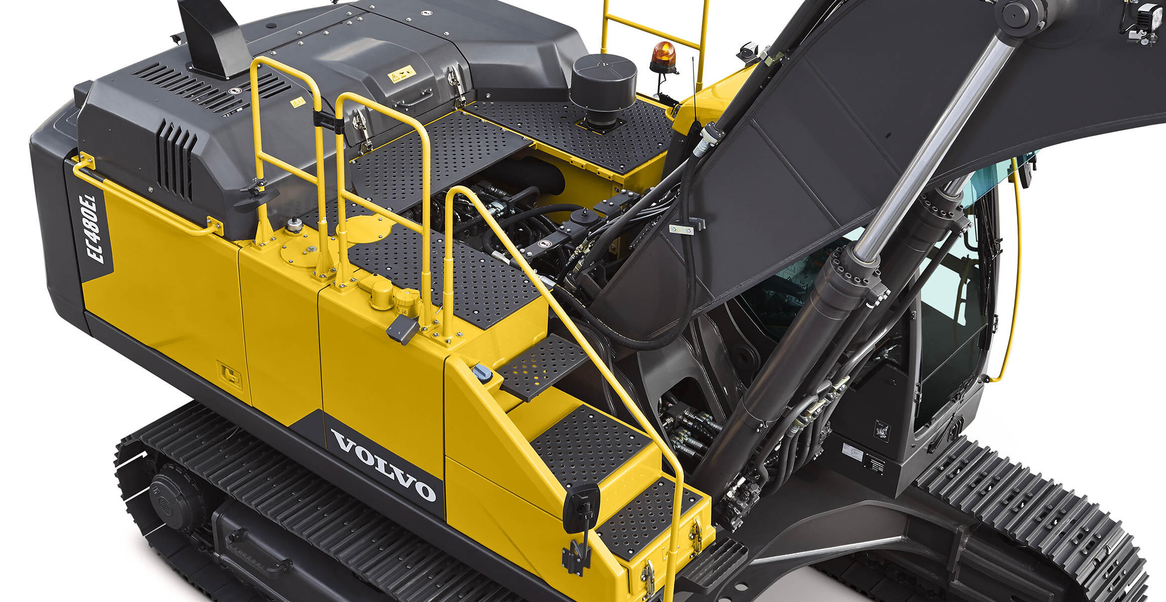 volvo-features-crawler-excavator-ec480e-t4f-sv-anti-slip-plates-single-module-cooler-2324x1200