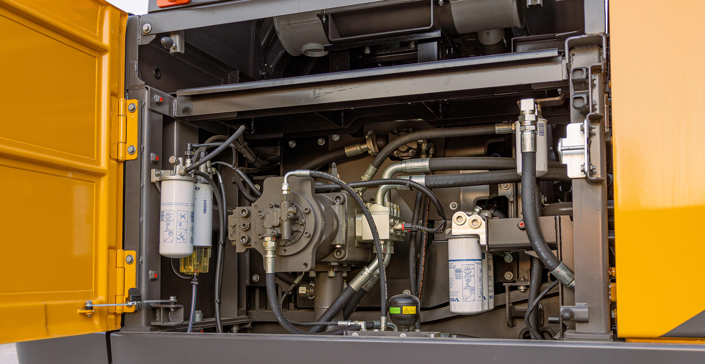 volvo-feature-crawler-excavator-ec550e-t3-high-performance-filtration-machine-monitoring-made-easy-2324x1200