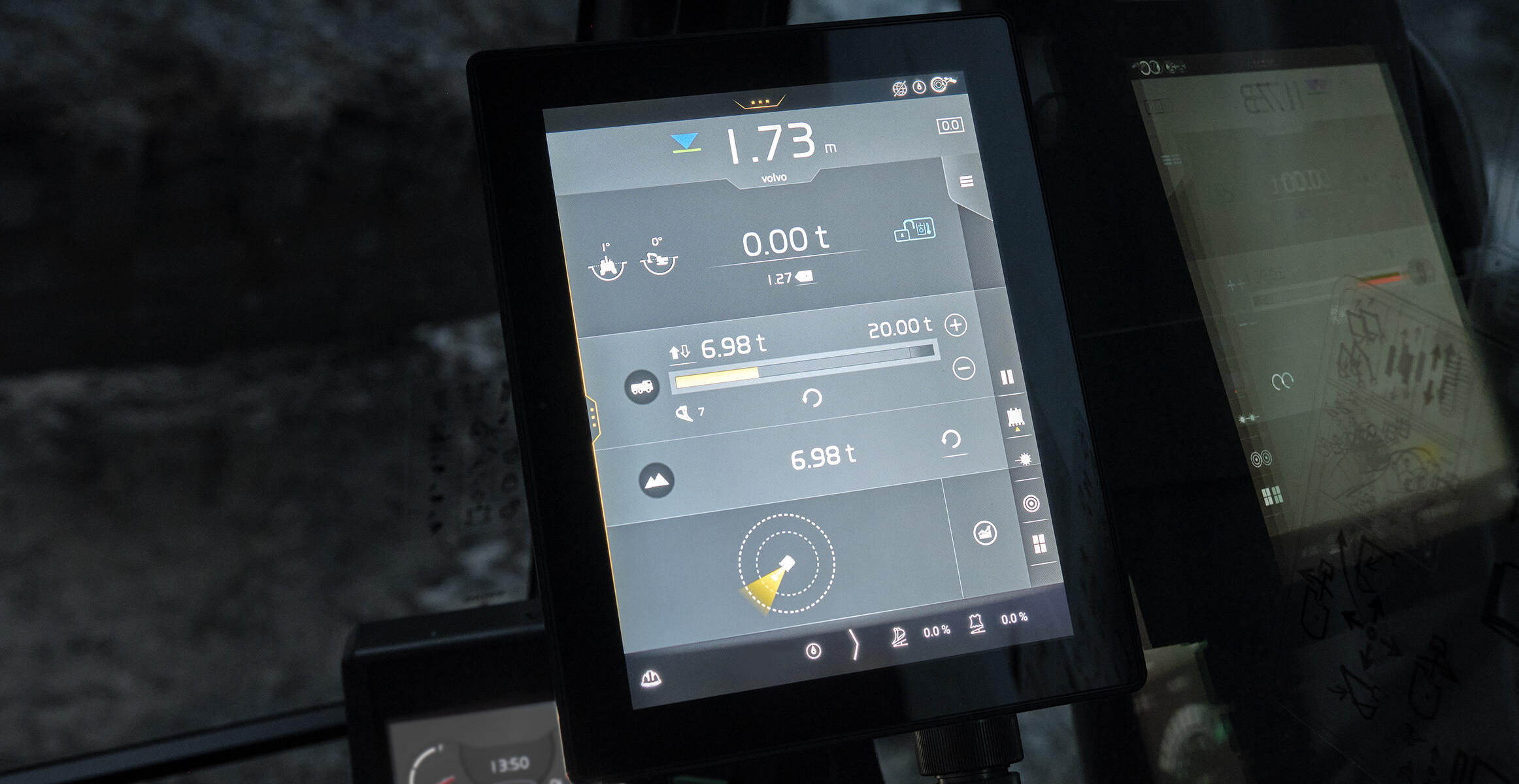 volvo-feature-crawler-excavator-ec550e-t3-on-board-weighing-optimal-pass-matching-2324x1200