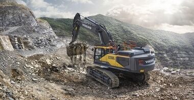 volvo-show-crawler-excavator-ec550e-t3-int-2324x1200