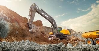 volvo-benefits-crawler-excavator-ec750e-t4f-sv-powered-by-volvo-2324x1200
