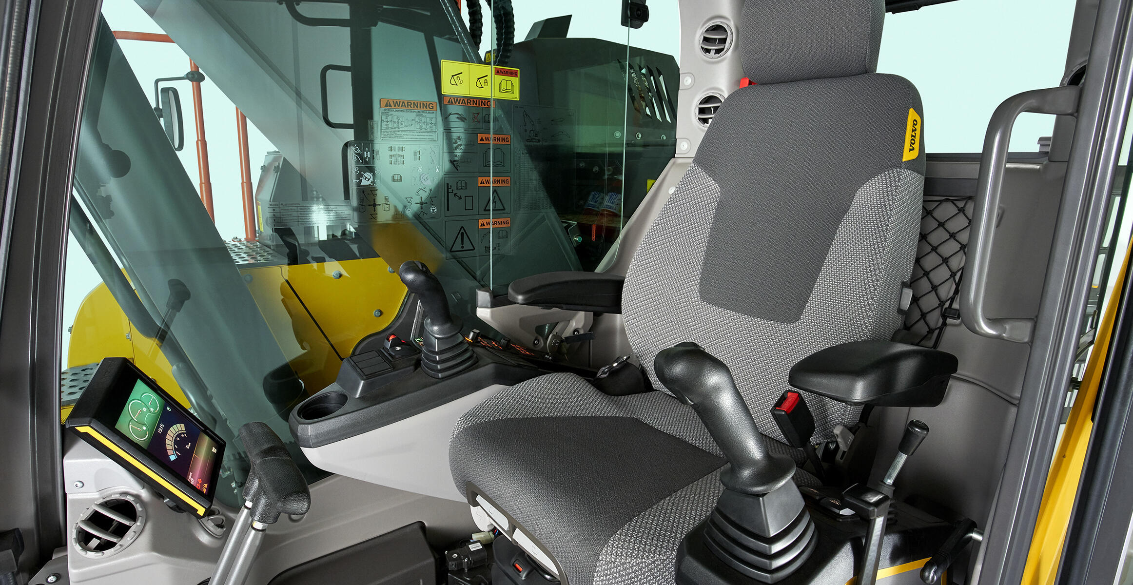 volvo-features-crawler-excavator-ecr355e-t4f-sv-comfortably-productive-take-control-2324x1200