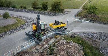 volvo electric wheeled excavators ewr150e