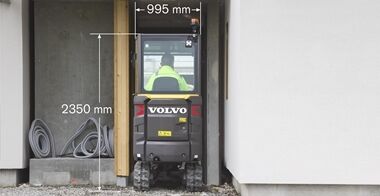 volvo-benefits-compact-excavator-ec15e-ec18e-ec20e-compact-by-design-2324x1200