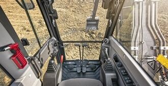 volvo-benefits-compact-excavator-ec75d-t3-volvo-cab-2324x1200