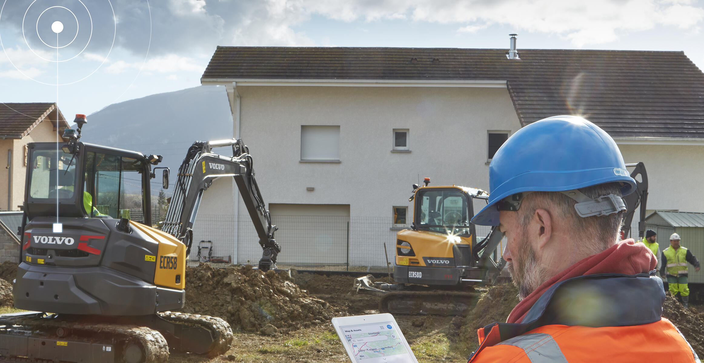 volvo-feature-compact-excavator-ecr58-f-sv-t4f-machine-monitoring-made-easy-the-industry-s-best-cab-2324x1200