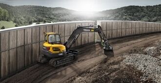 volvo-benefits-compact-excavator-ecr88d-enhanced-hydraulics-2324x1200
