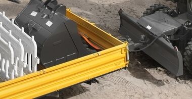 volvo-benefits-wheeled-excavator-ew180e-t4f-trailer-hitch-2324x1200