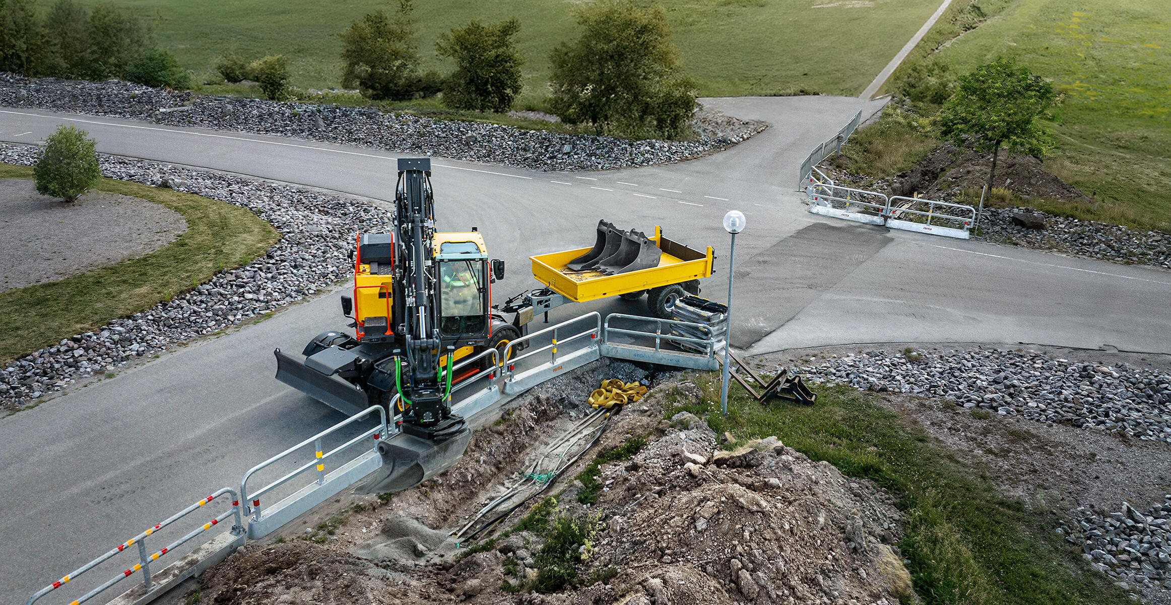 volvo electric wheeled excavators ewr150 electric