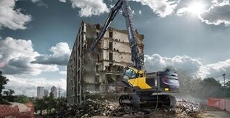 volvo-show-crawler-excavator-ec480ehr-t4f-2324x1200