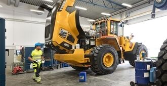 volvo-benefits-wheel-loader-l260h-t3-t4f-industry-leading-serviceability-2324x1200