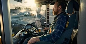 volvo-benefits-wheel-loader-l220h-t4f-rehandler-new-co-pilot-2324x1200