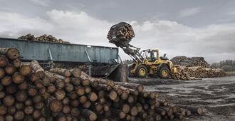 volvo-benefits-wheel-loader-l70h-t4f-loaded-with-versatility-2324x1200