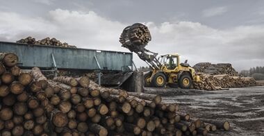 volvo-benefits-wheel-loader-l90h-t4f-loaded-with-versatility-2324x1200