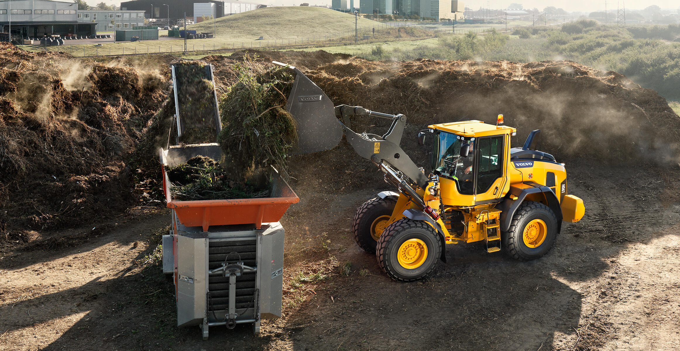 L90H | Wheel Loaders | Overview | Volvo Construction Equipment