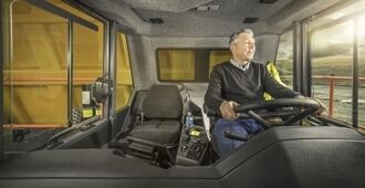 Highlighting the smooth operation benefits of the R100.