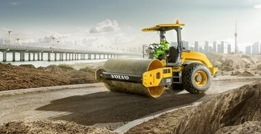 volvo-show-soil-compactor-sd110b-t3-2324x1200