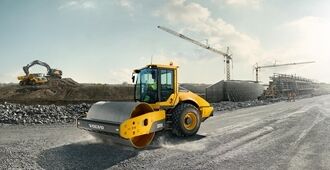 volvo-show-soil-compactor-sd115b-t4f-2324x1200