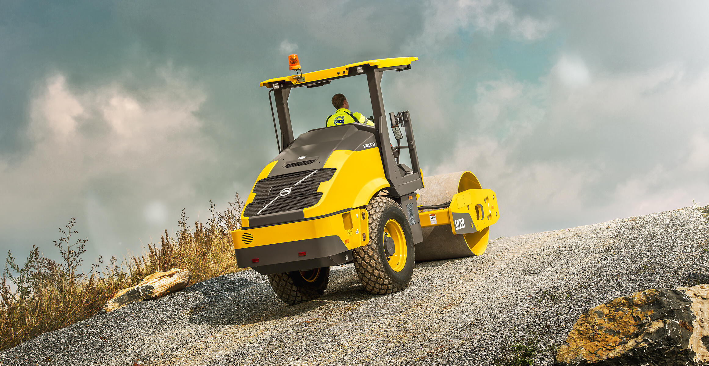 Volvo Merchandise. Volvo Compactor DD105 1:50 scale