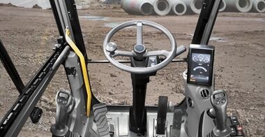 volvo-benefits-wheeled-excavator-ew140epro-t4f-spacious-rops-safety-certified-cab-2324x1200