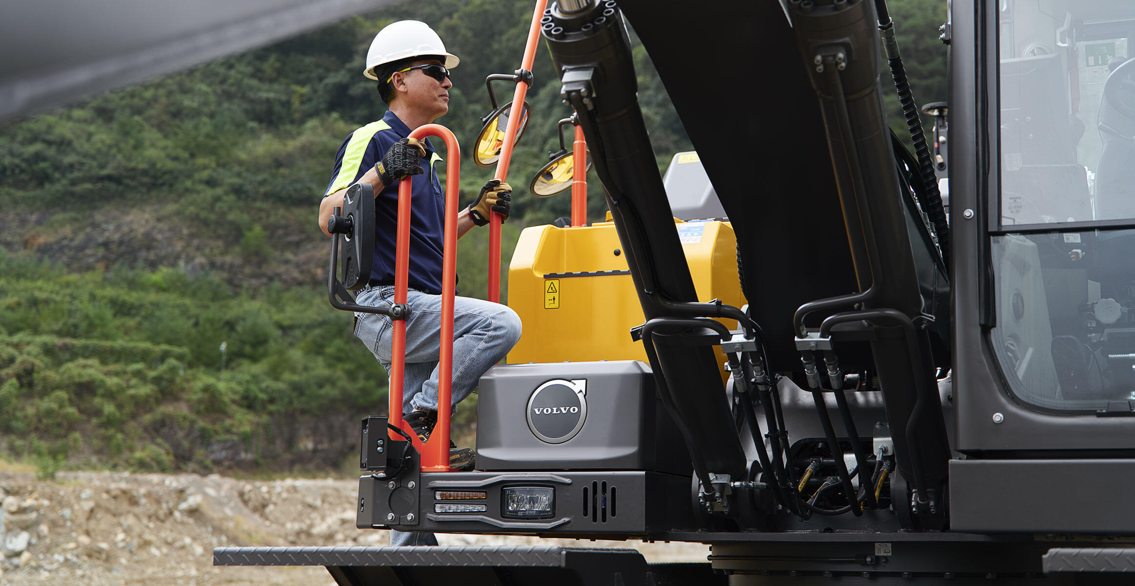 Volvo 휠 굴착기 EW150 China IV