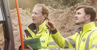 volvo-benefits-wheeled-excavator-ewr170e-t4f-built-in-partnership-2324x1200