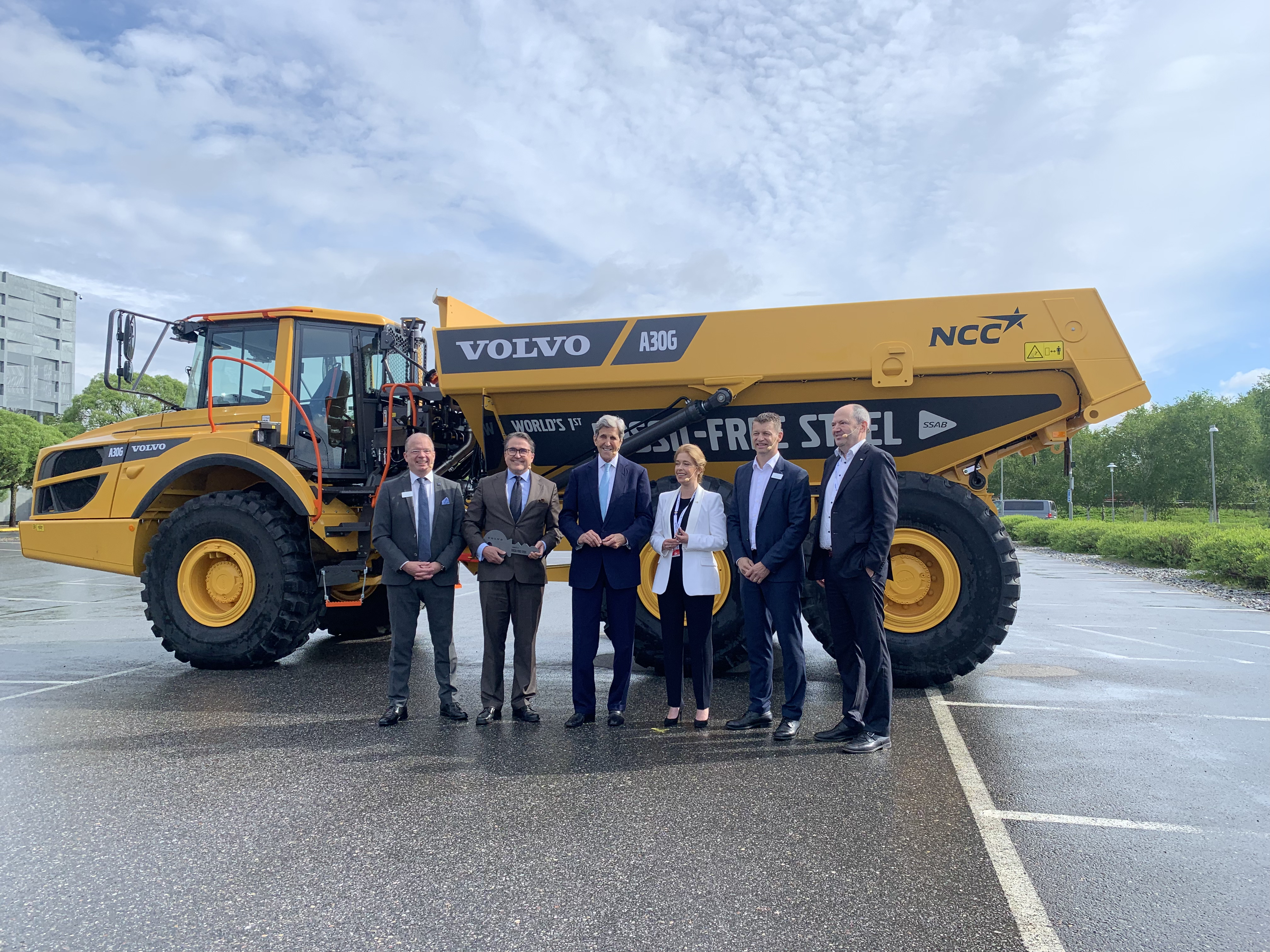first volvo ce machine designed with fossil free steel