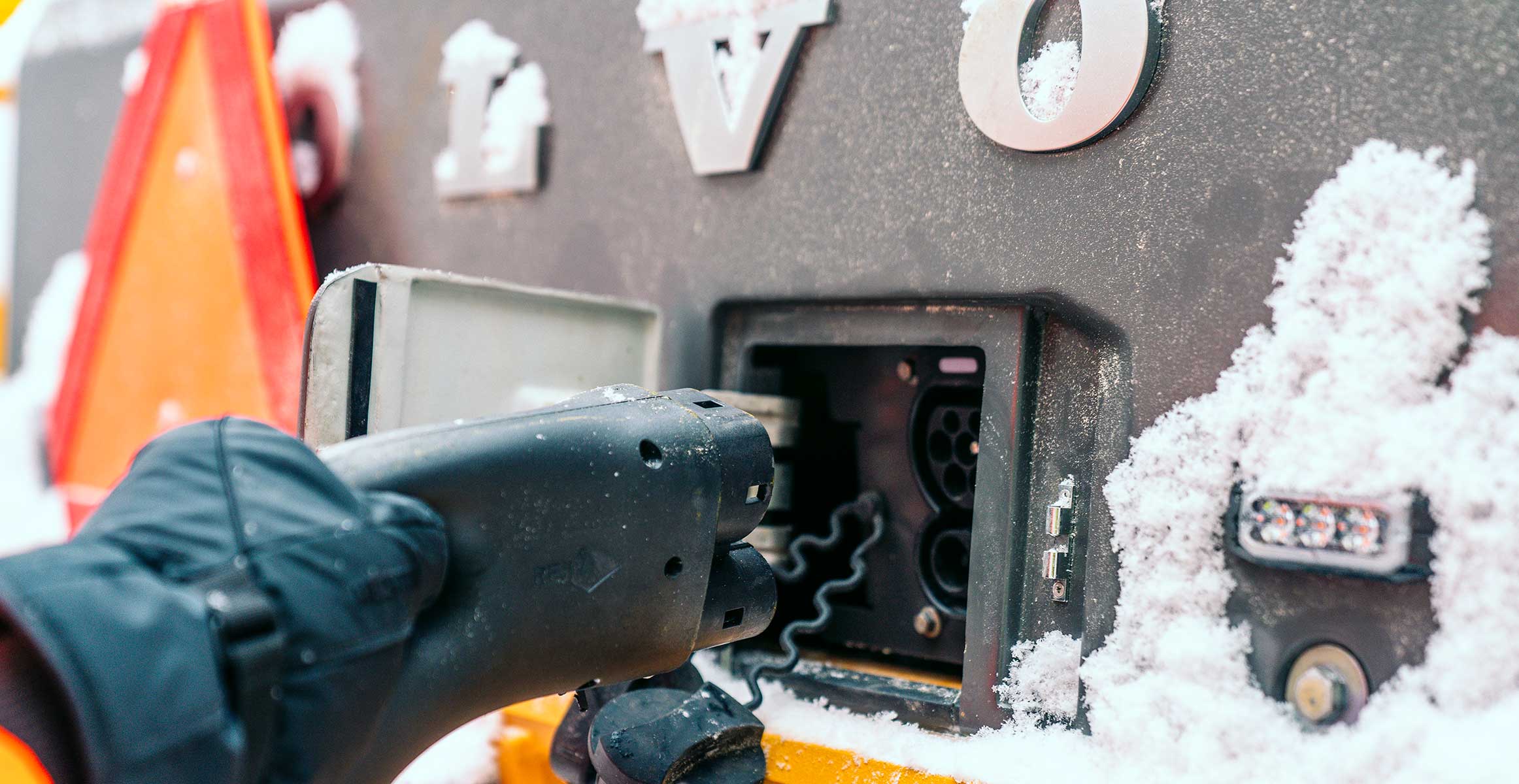 Volvo-L120-Electric-proves-itself-in-demanding--05